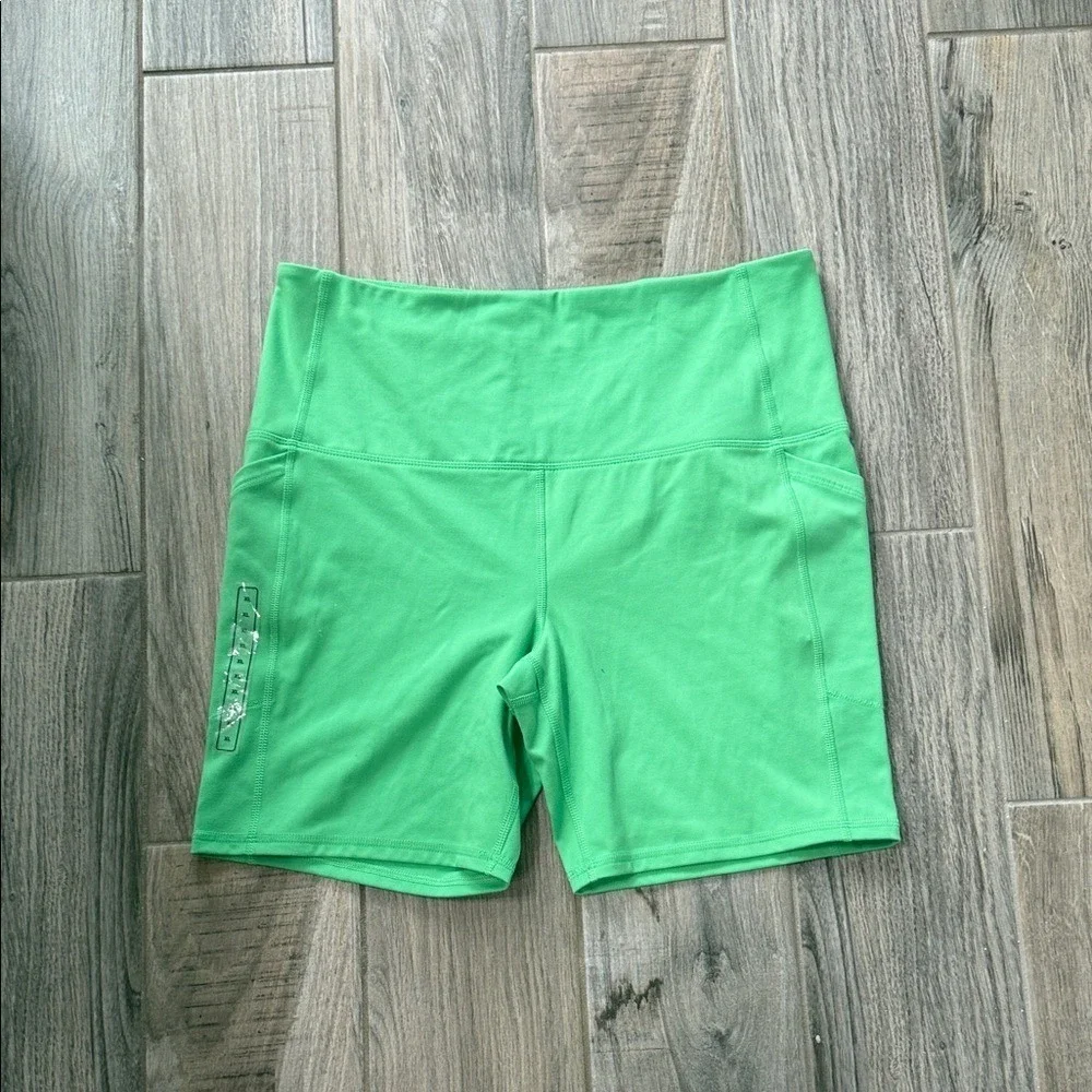 DSG‎ Women's Momentum Ultra High Rise Slime Green Bike Shorts XL NWT